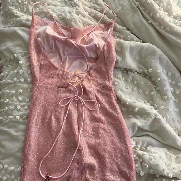 Selfie Leslie Miami Nights Cowl Neck Sequin Mini Dress in light pink - Picture 6 of 8